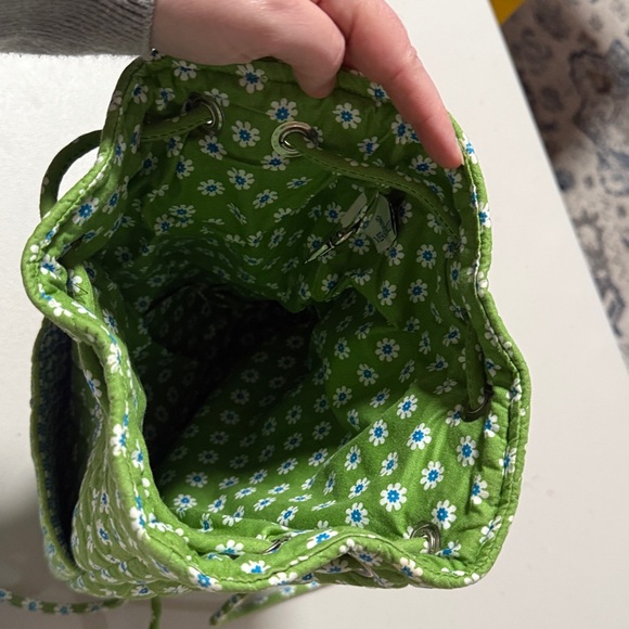 Vera Bradley Apple Green Quilted Paisley Floral Drawstring Backpack Retired VTG - Picture 7 of 7